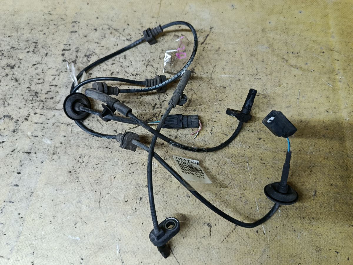Датчик ABS на Honda Stepwgn RG1 K20A Фото 1