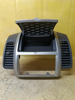 Консоль магнитофона 68260-1U600 на Nissan Note E11 Фото 2