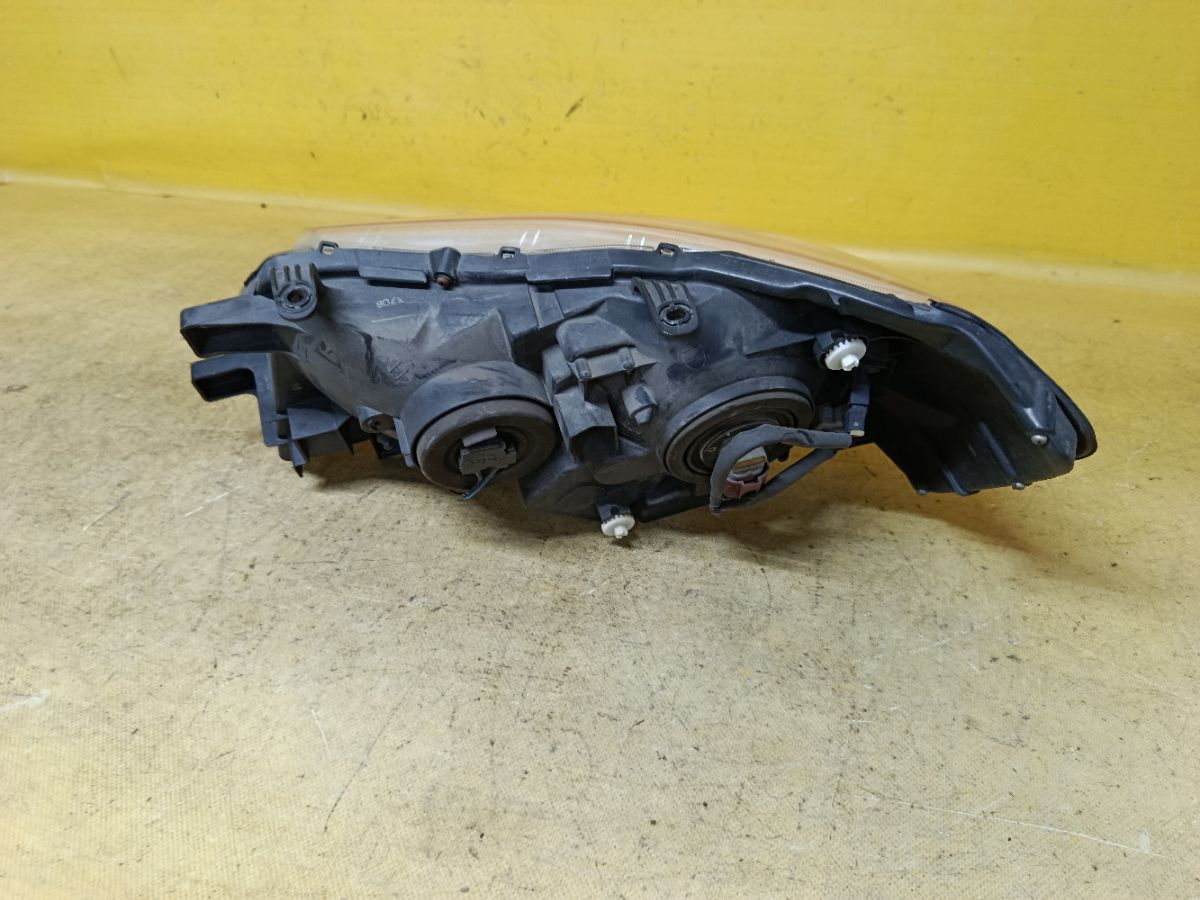 Фара 1686 1686 на Nissan Liberty RM12 Фото 4
