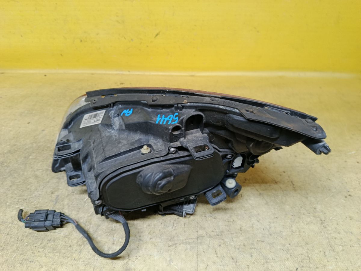 Фара 31299993 на Volvo V60 FW Фото 4