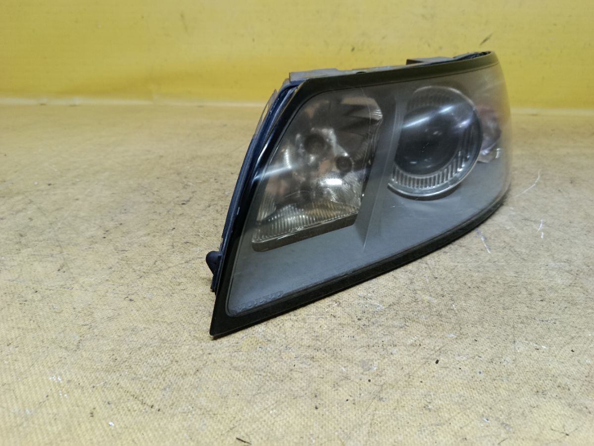 Фара 30698892 на Volvo V50 MW Фото 2