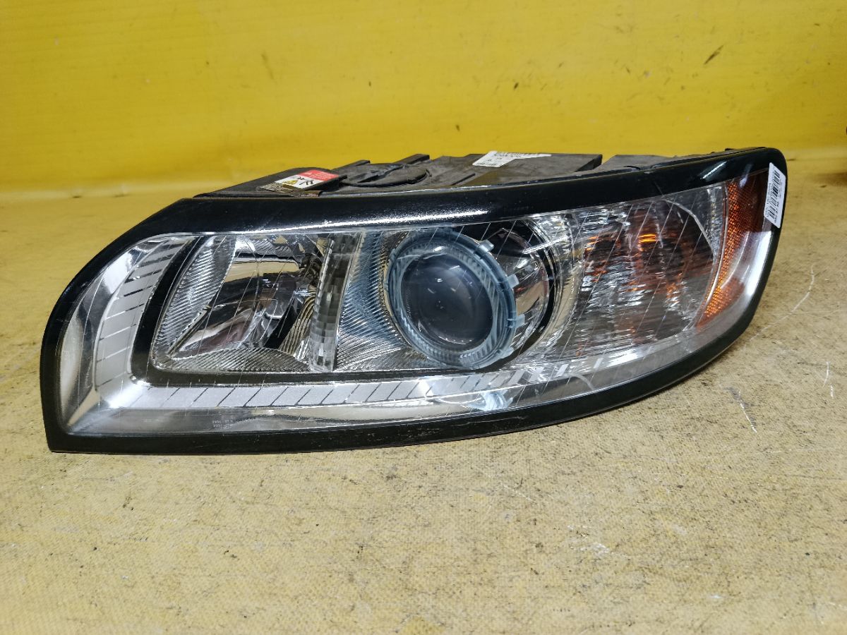 Фара 31265704 на Volvo V50 MW Фото 1