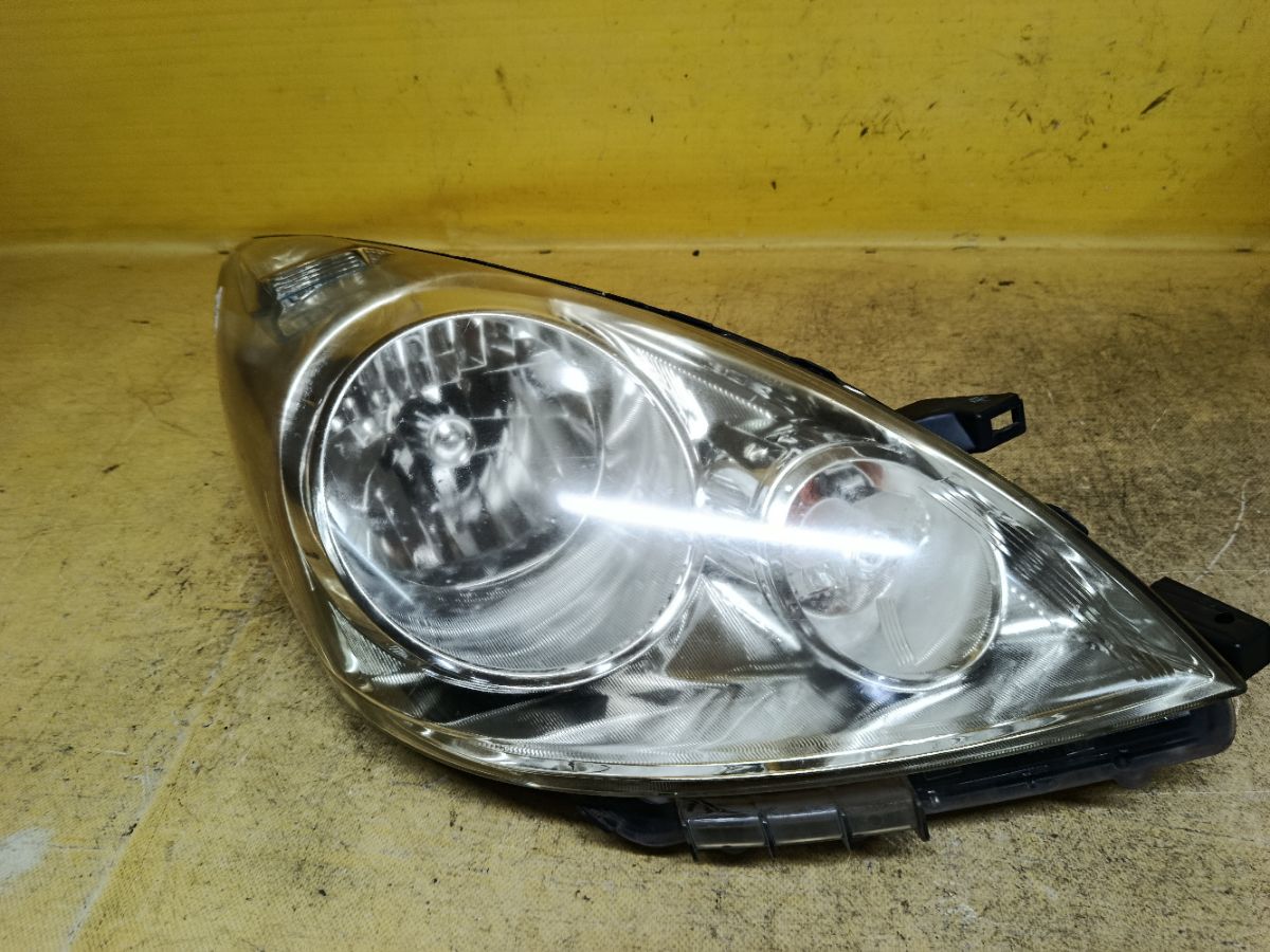 Фара H005 H005 на Nissan Note E11 Фото 1