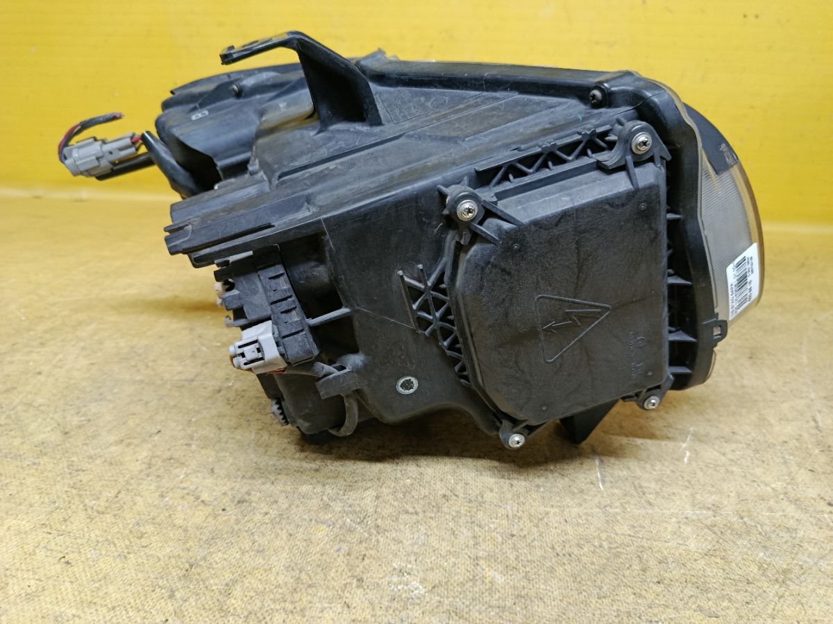 Фара 100-63636 100-63636 на Nissan Stagea M35 Фото 4