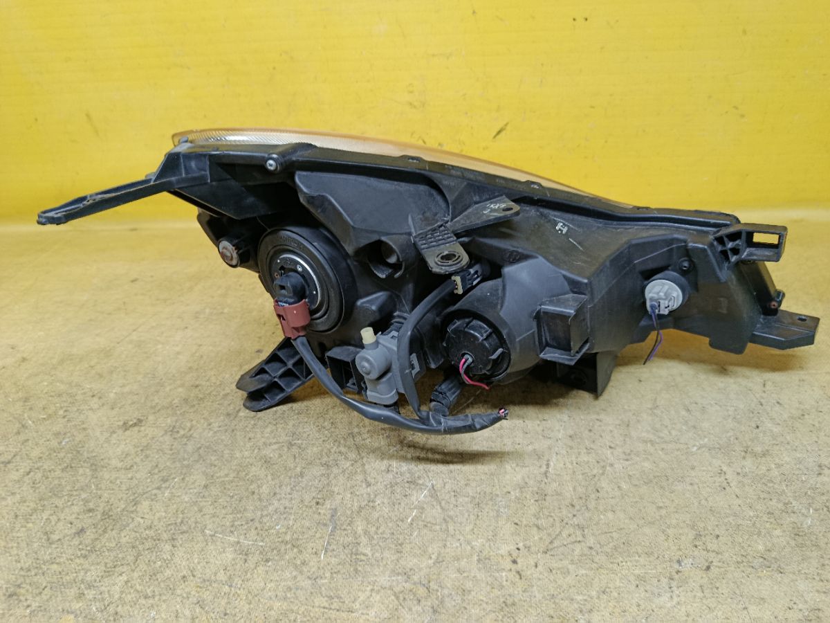 Фара 1777 1777 на Nissan Wingroad Y12 Фото 4