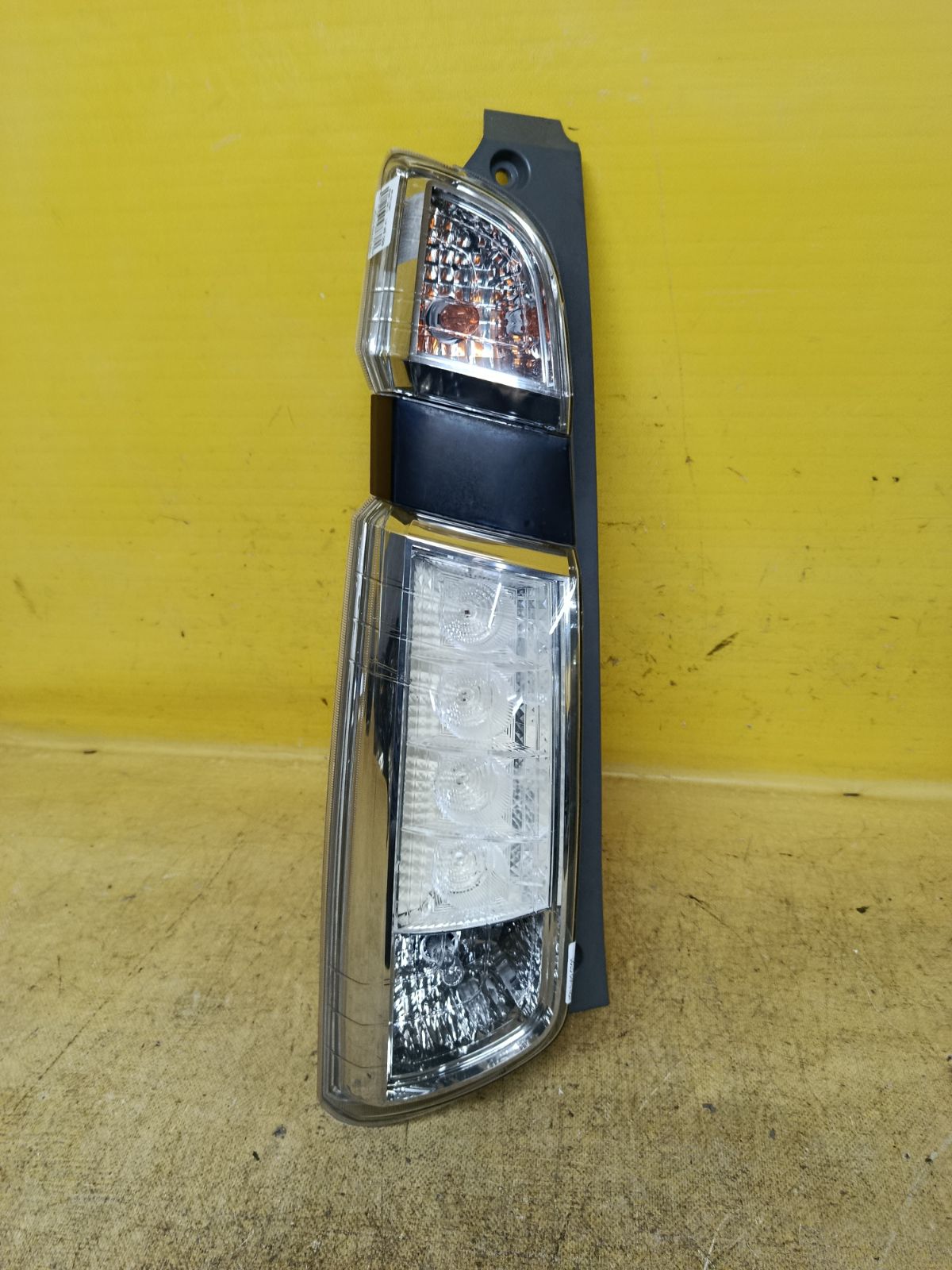 Стоп W1400 W1400 на Honda N-Wgn JH1 Фото 1