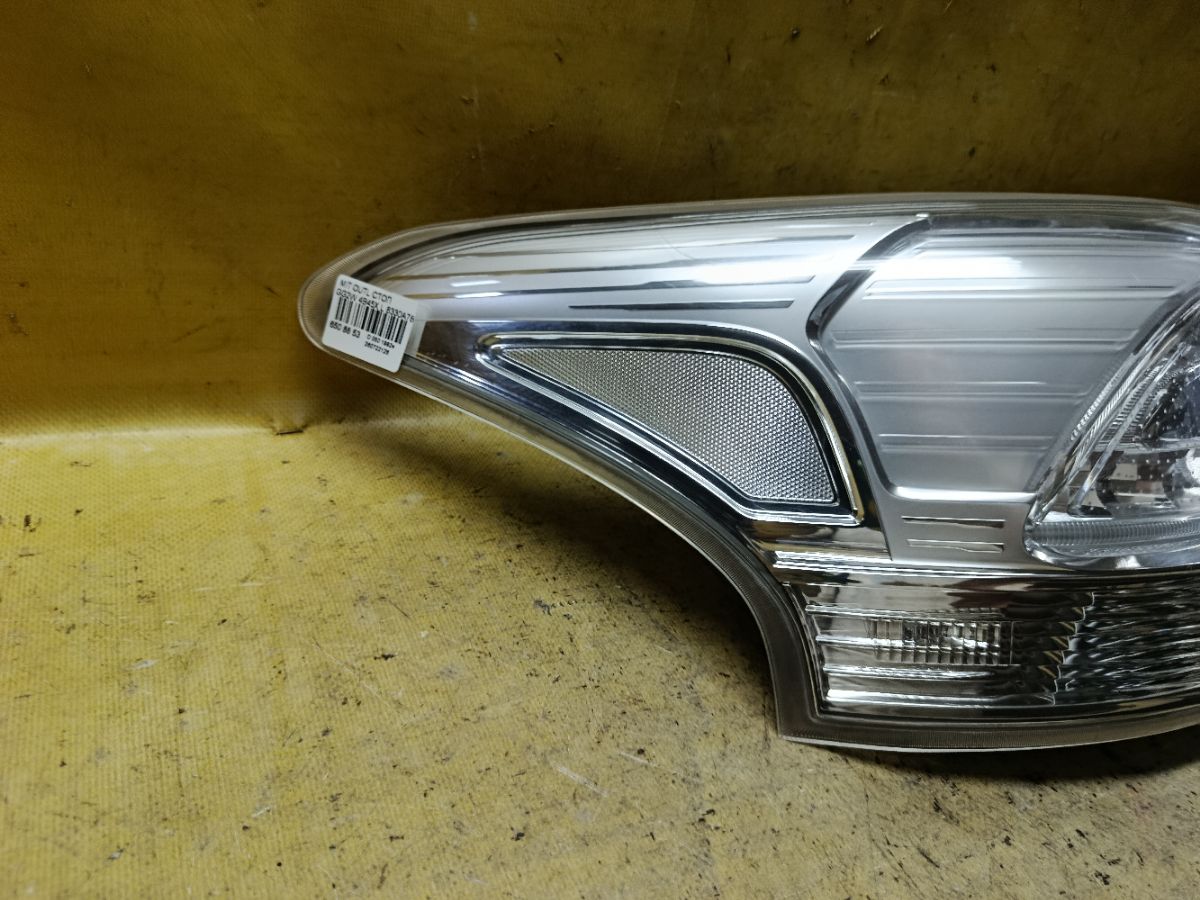 Стоп 4B45X 4B45X,8330A789 на Mitsubishi Outlander GG2W Фото 3