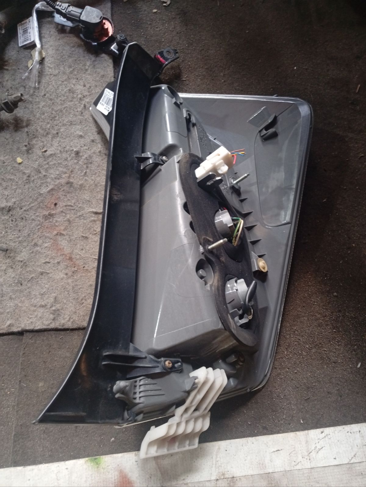 Стоп 47-37 47-37,212-19T8L-LD-AE на Toyota Prius ZVW30 Фото 6
