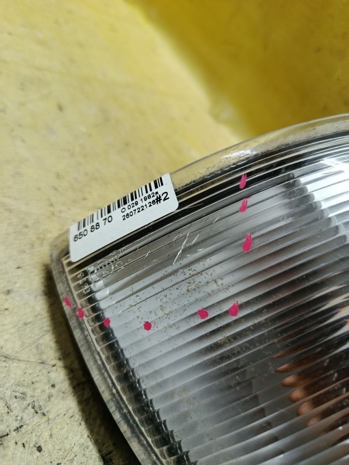Поворотник к фаре 041-4131 041-4131 на Mazda Demio DW3W Фото 2