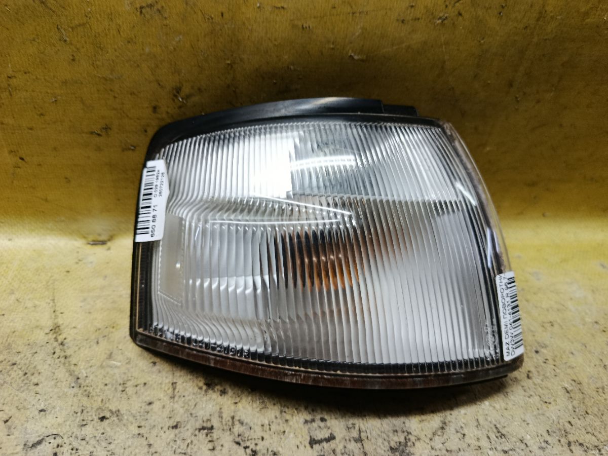 Поворотник к фаре 041-4131 041-4131 на Mazda Demio DW3W Фото 1