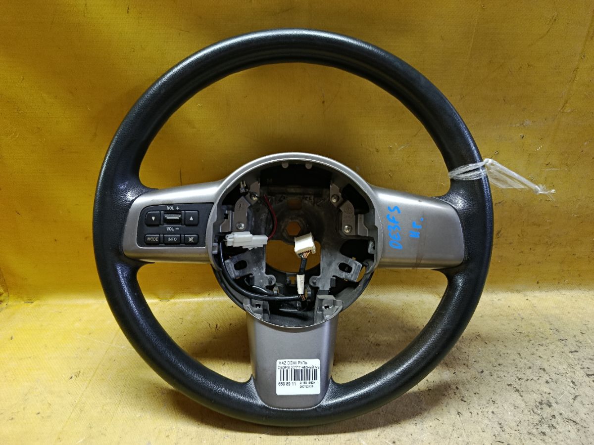 Руль на Mazda Demio DE3FS Фото 1