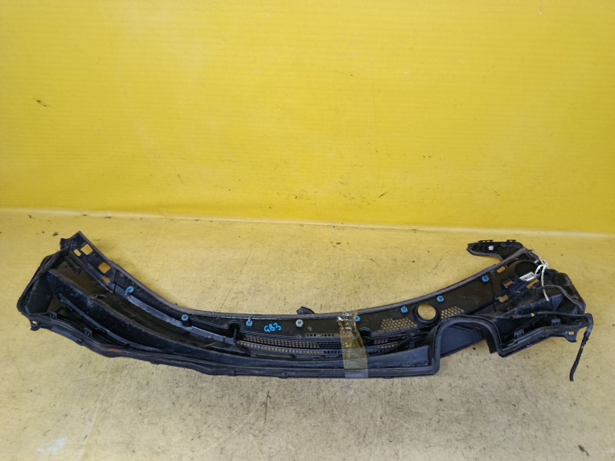 Решетка под лобовое стекло 74200-SYY-00-50 на Honda Freed Spike GB3 Фото 4