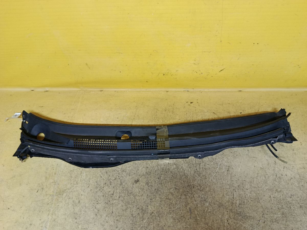 Решетка под лобовое стекло 74200-T6G-00 на Honda N-Wgn JH1 Фото 1