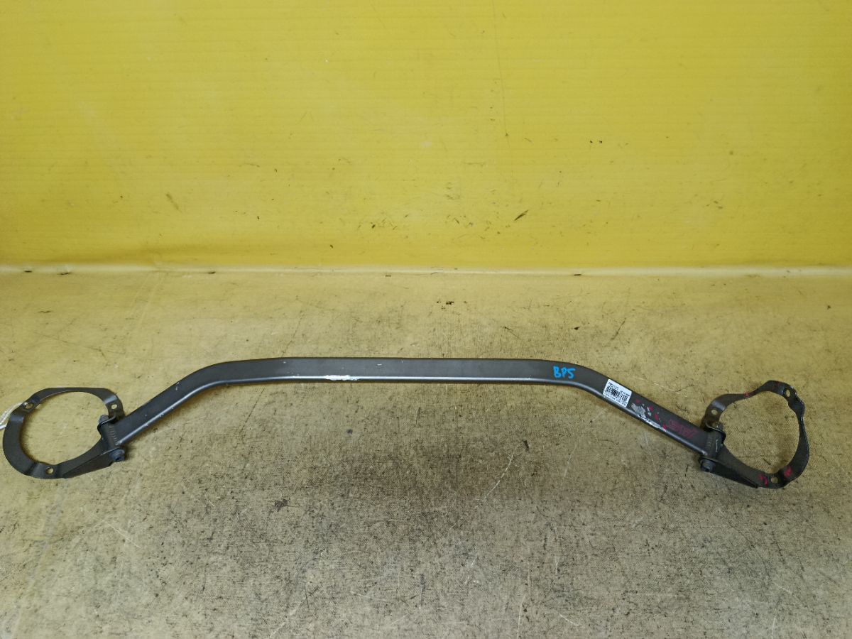 Жесткость на стойки на Subaru Legacy Wagon BP5 Фото 1