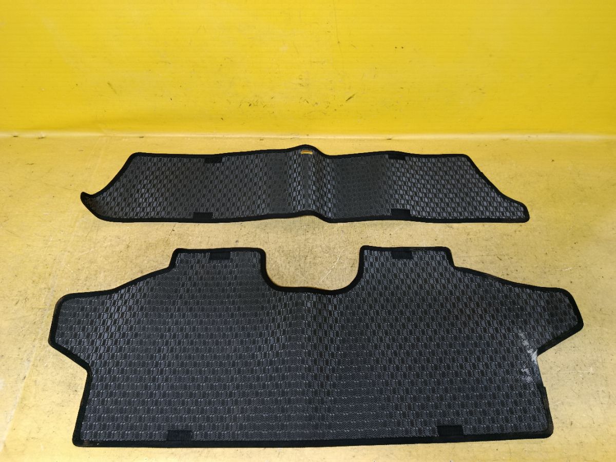 Коврик на Nissan Note E11 Фото 1