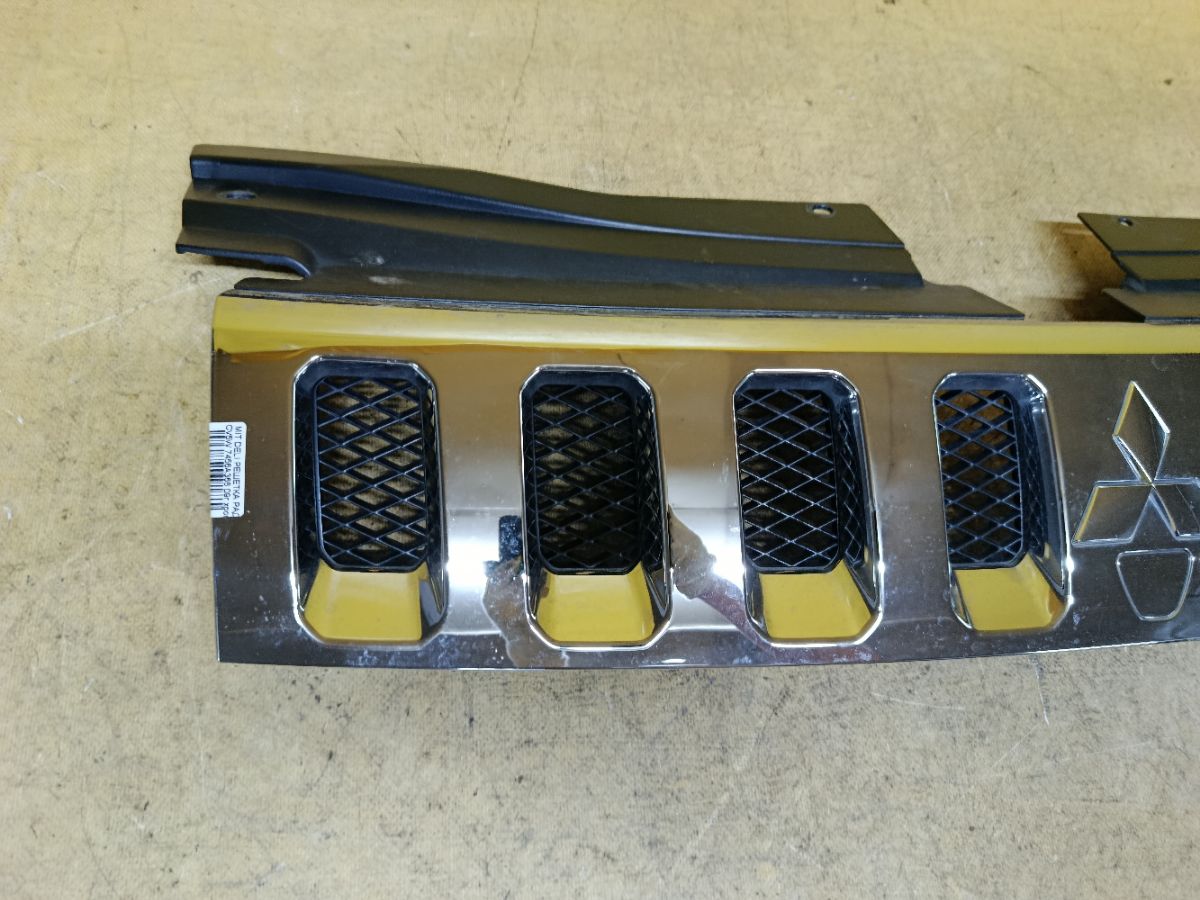 Решетка радиатора 7456A366 на Mitsubishi Delica D5 CV5W Фото 3