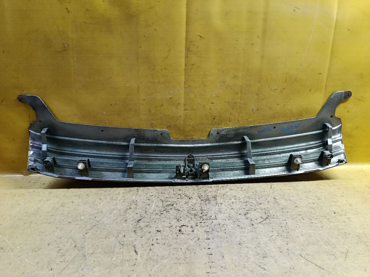 Решетка радиатора 7450A643, 7450A862 на Mitsubishi Outlander GG2W Фото 4