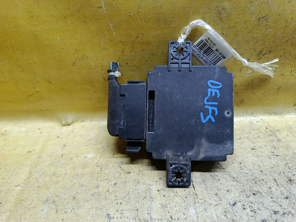 Блок упр-я PE0318572 на Mazda Demio DEJFS P3-VPS Фото 2