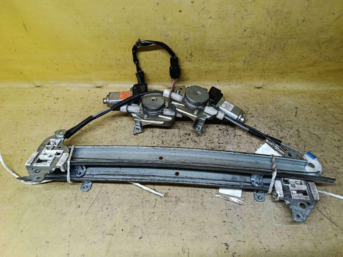 Стеклоподъемный механизм 80730-1U600, 80731-8991A на Nissan Note E11 Фото 2