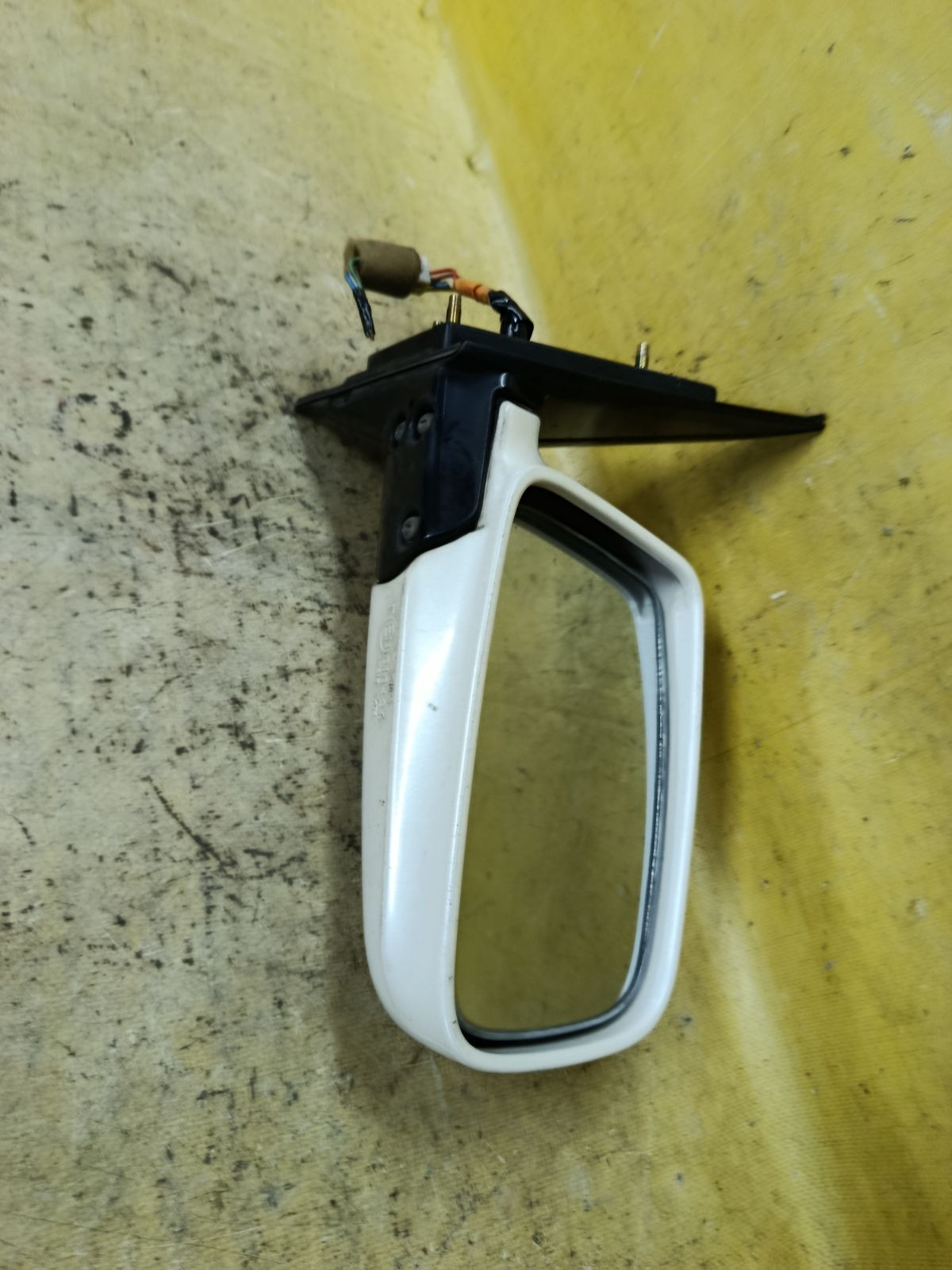 Зеркало двери боковой на Mitsubishi Lancer Cedia Wagon CS5W Фото 4