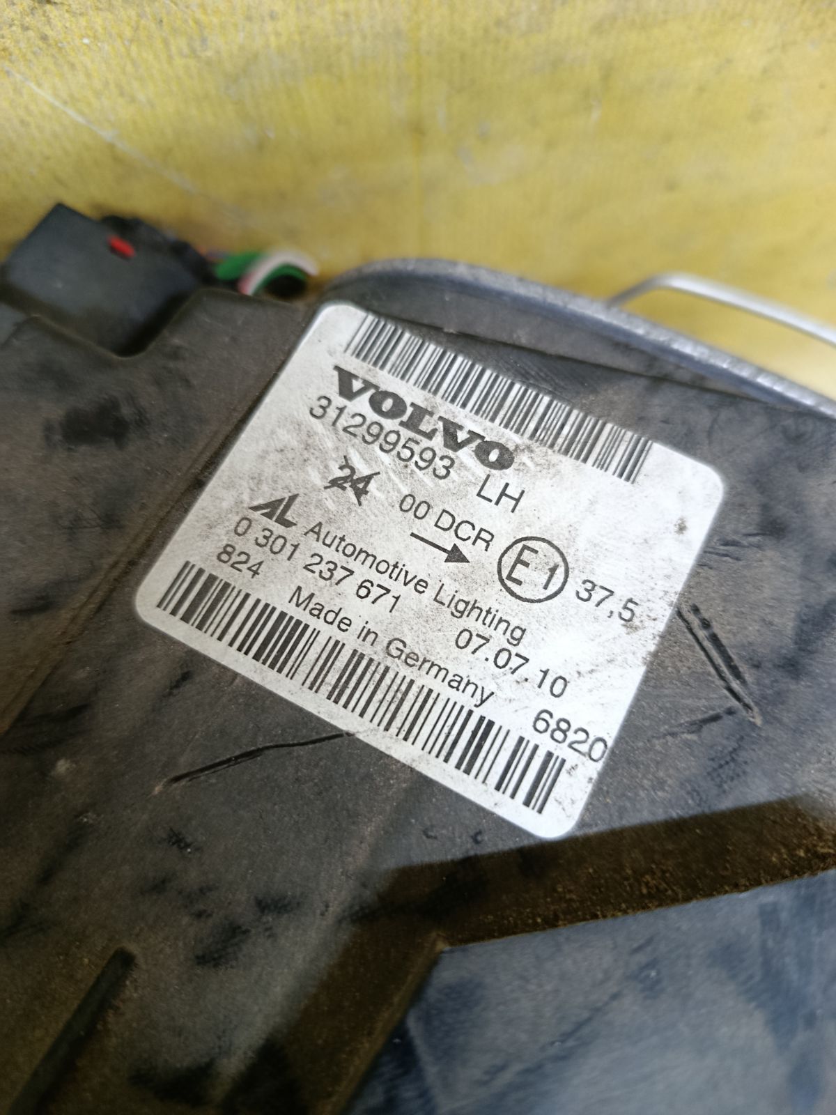 Фара 31299593, 1307329209 на Volvo V50 MW Фото 2