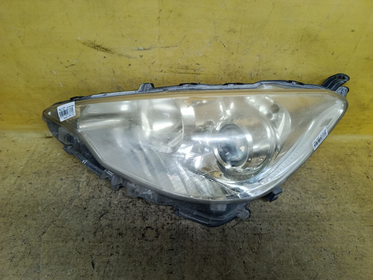 Фара 52-244 52-244 на Toyota Aqua NHP10 Фото 1