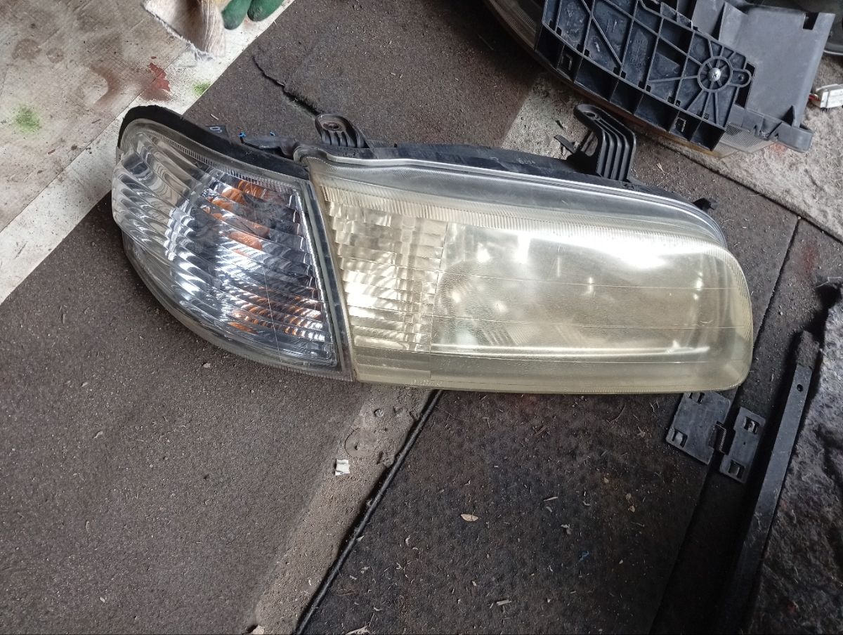 Фара 1602 1602 на Nissan Sunny FB15 Фото 4