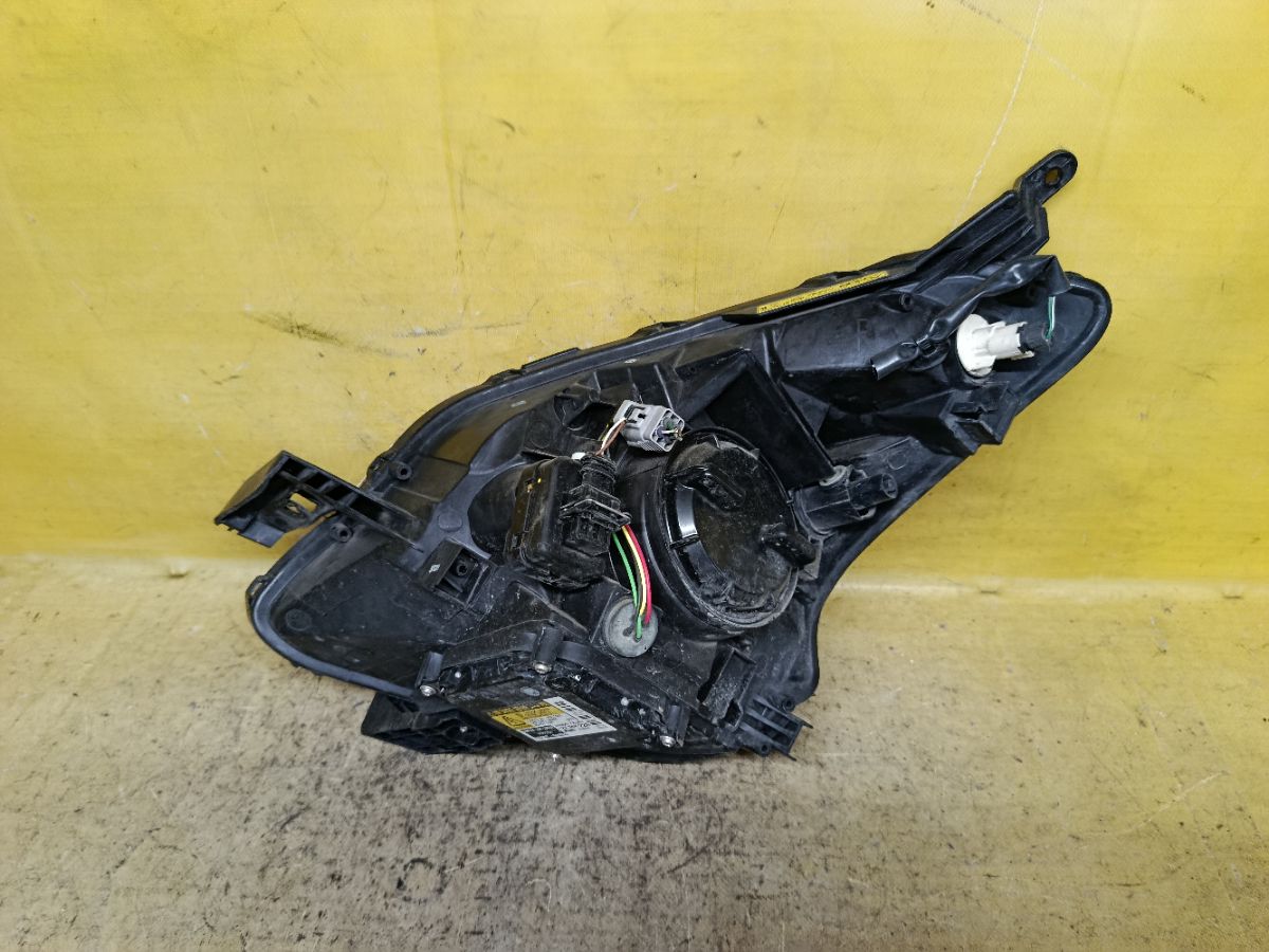 Фара 52-157 52-157 на Toyota Ractis NCP100 Фото 2