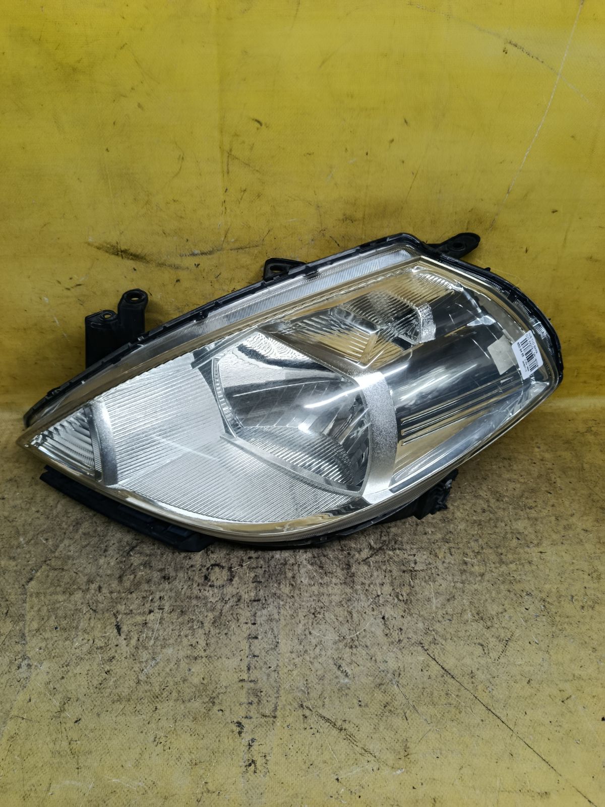 Фара P4278 P4278 на Nissan Tiida C11 Фото 1