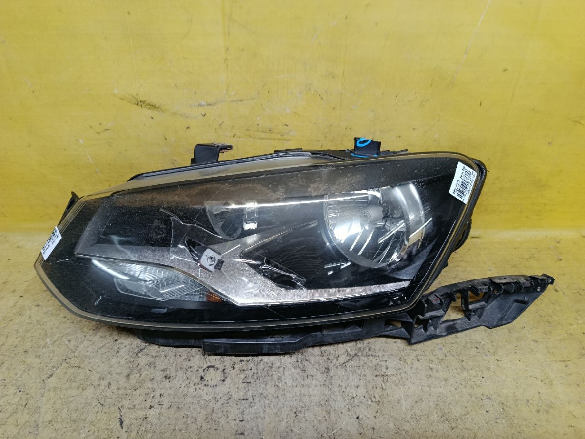 Фара 6R2941007E на Volkswagen Polo 6R Фото 1