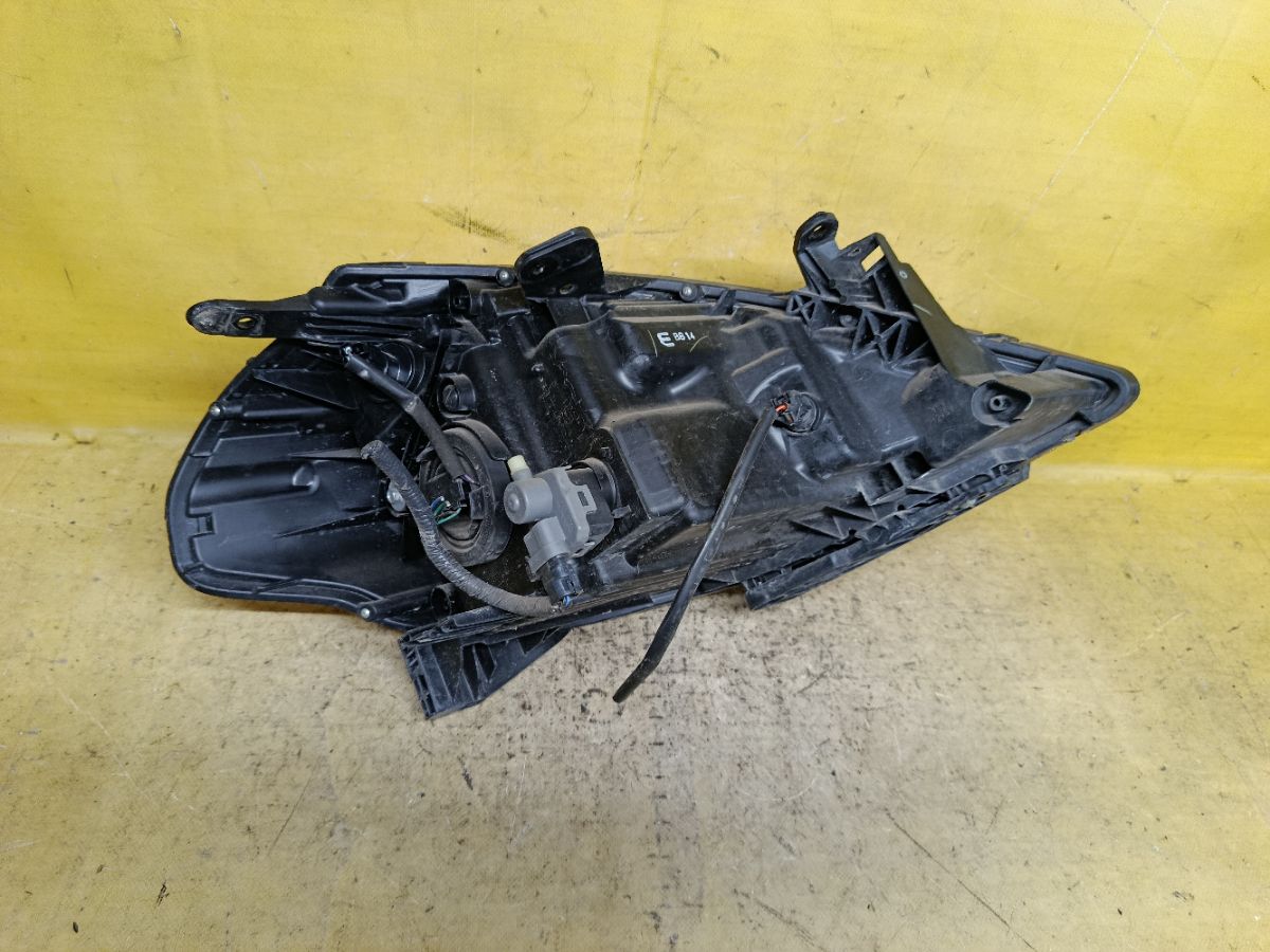 Фара P7779 P7779 на Nissan Tiida C11 Фото 2