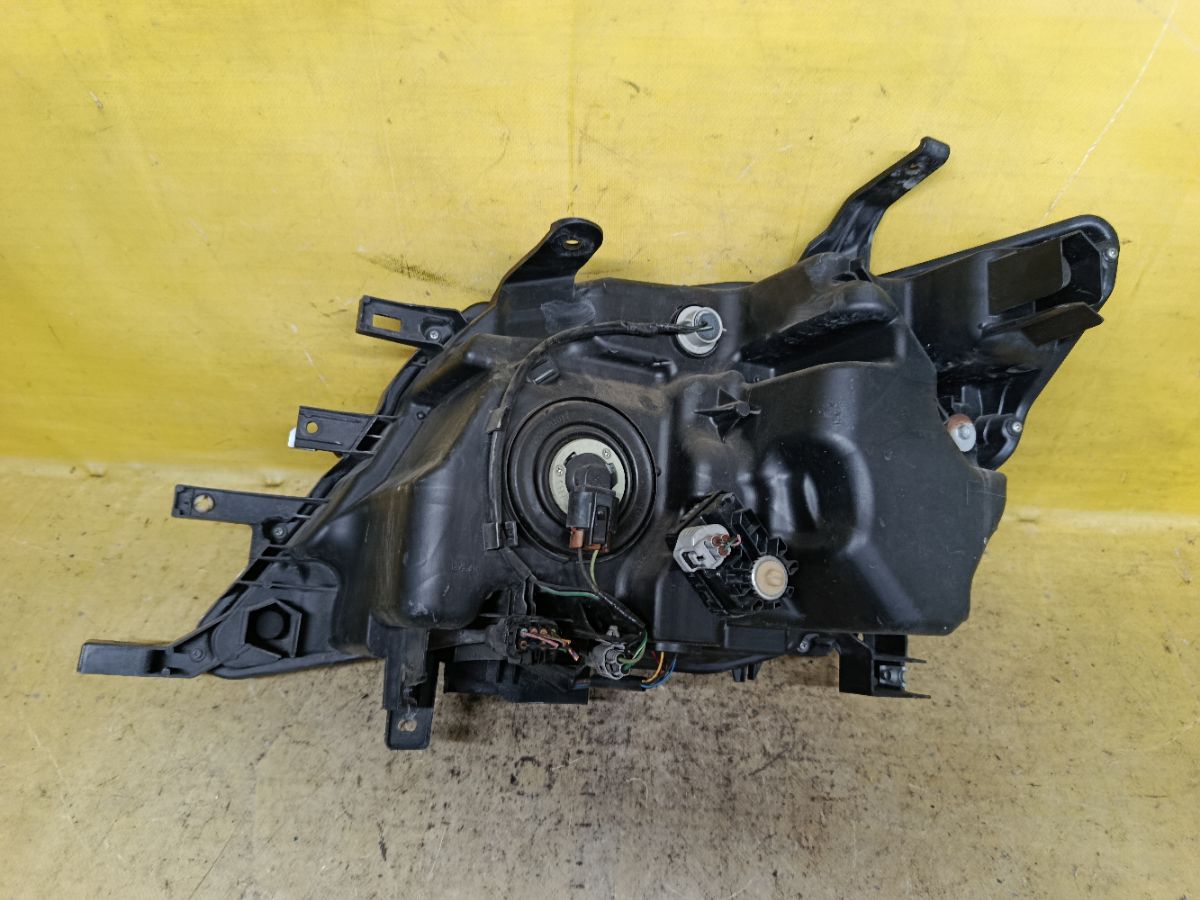Фара 100-23683 100-23683 на Nissan Serena HFC26 Фото 2