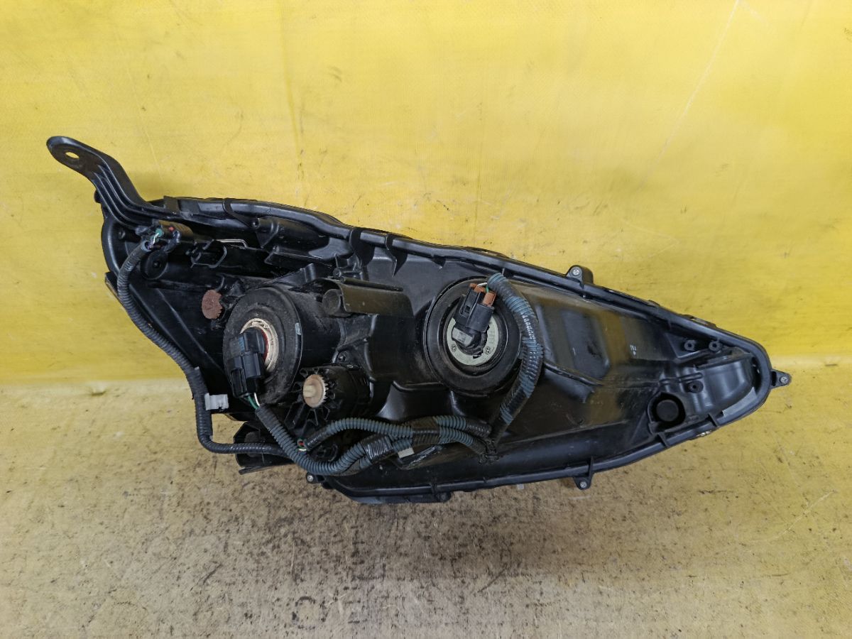 Фара 52-244 52-244 на Toyota Aqua NHP10 Фото 2