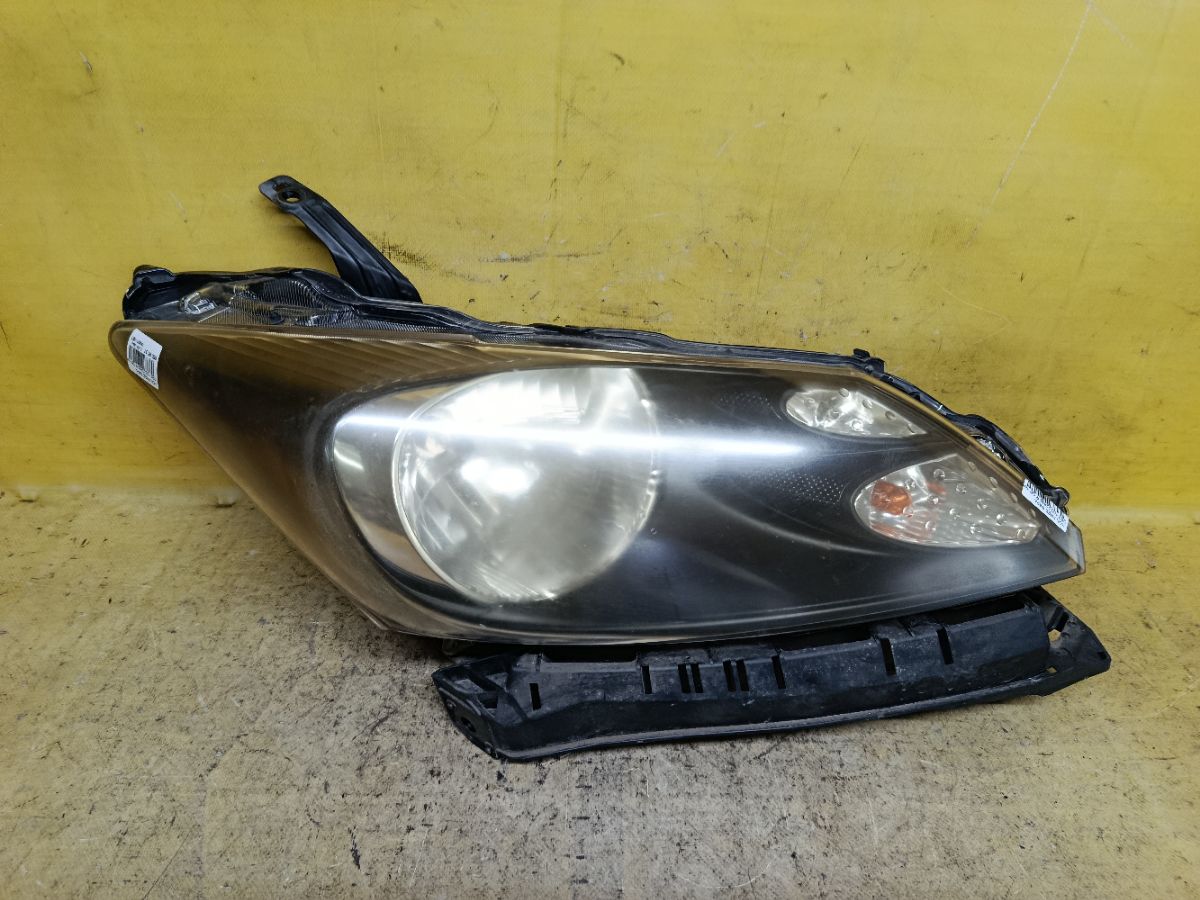 Фара 100-22839 100-22839 на Honda Freed GB3 Фото 1