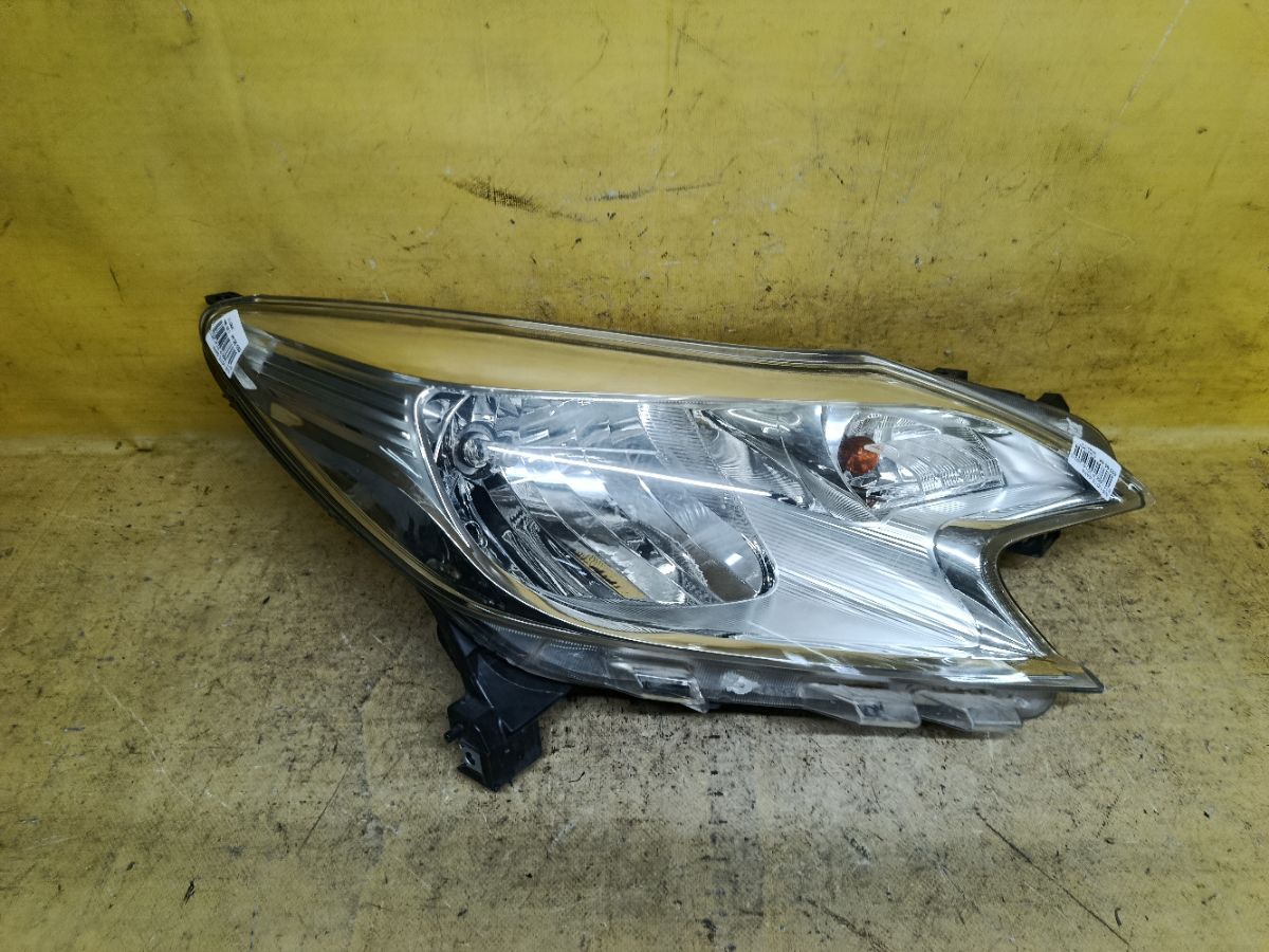 Фара 1868 1868 на Nissan Note E12 Фото 1