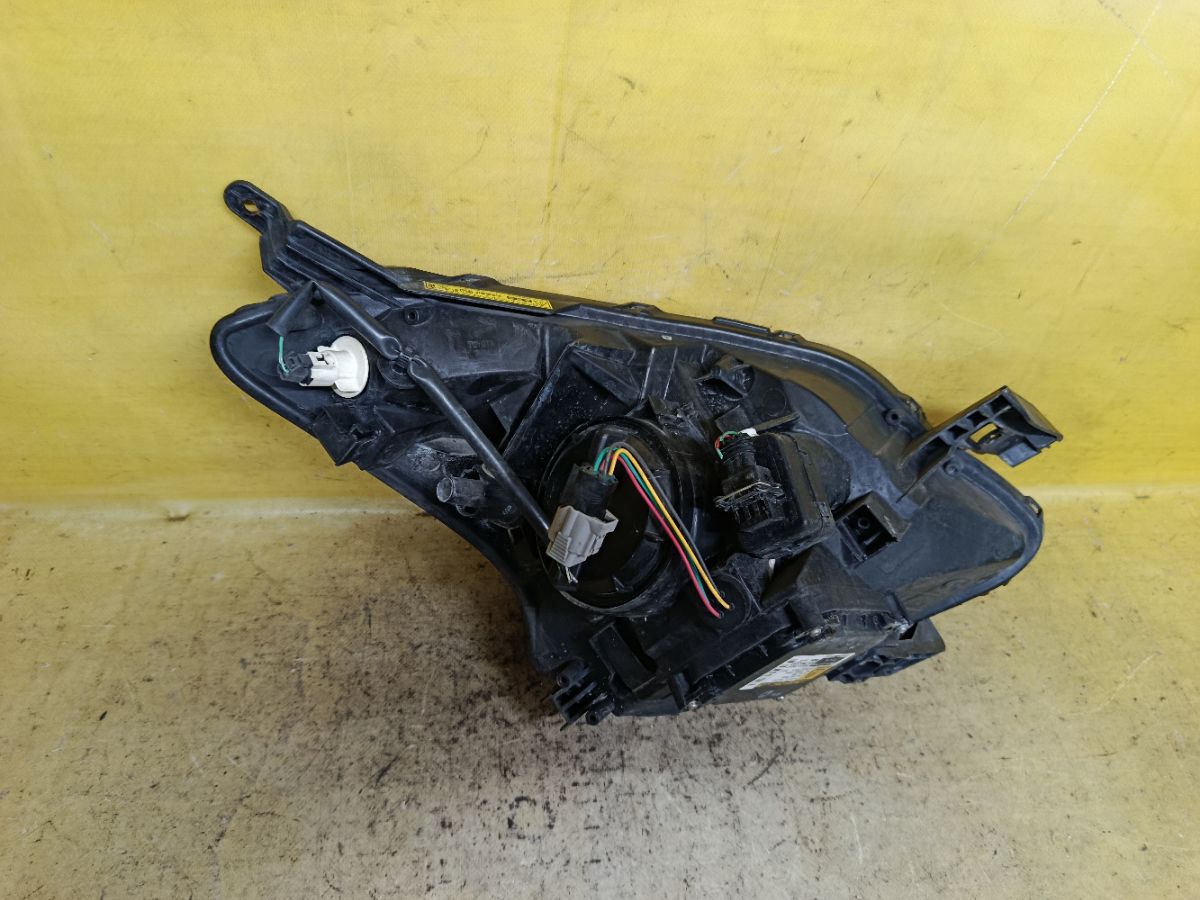 Фара 52-157 52-157 на Toyota Ractis NCP100 Фото 2