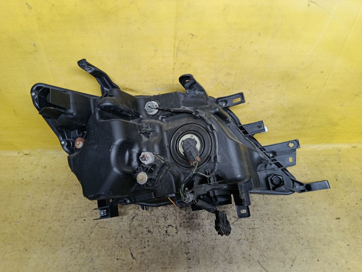 Фара 100-23683 100-23683 на Nissan Serena HFC26 Фото 2