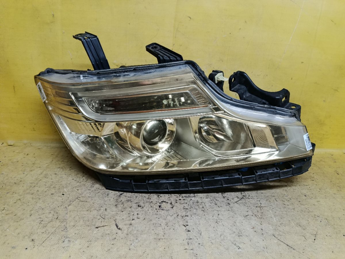 Фара 100-62075 100-62075 на Honda Stepwgn RK5 Фото 1