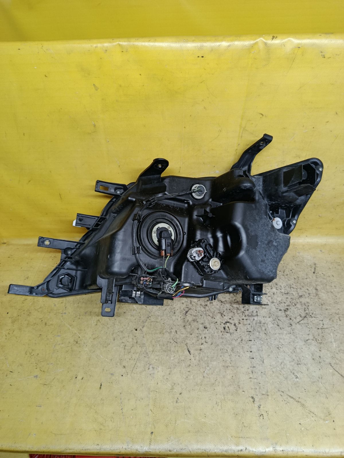 Фара 100-23683 100-23683 на Nissan Serena HFC26 Фото 2
