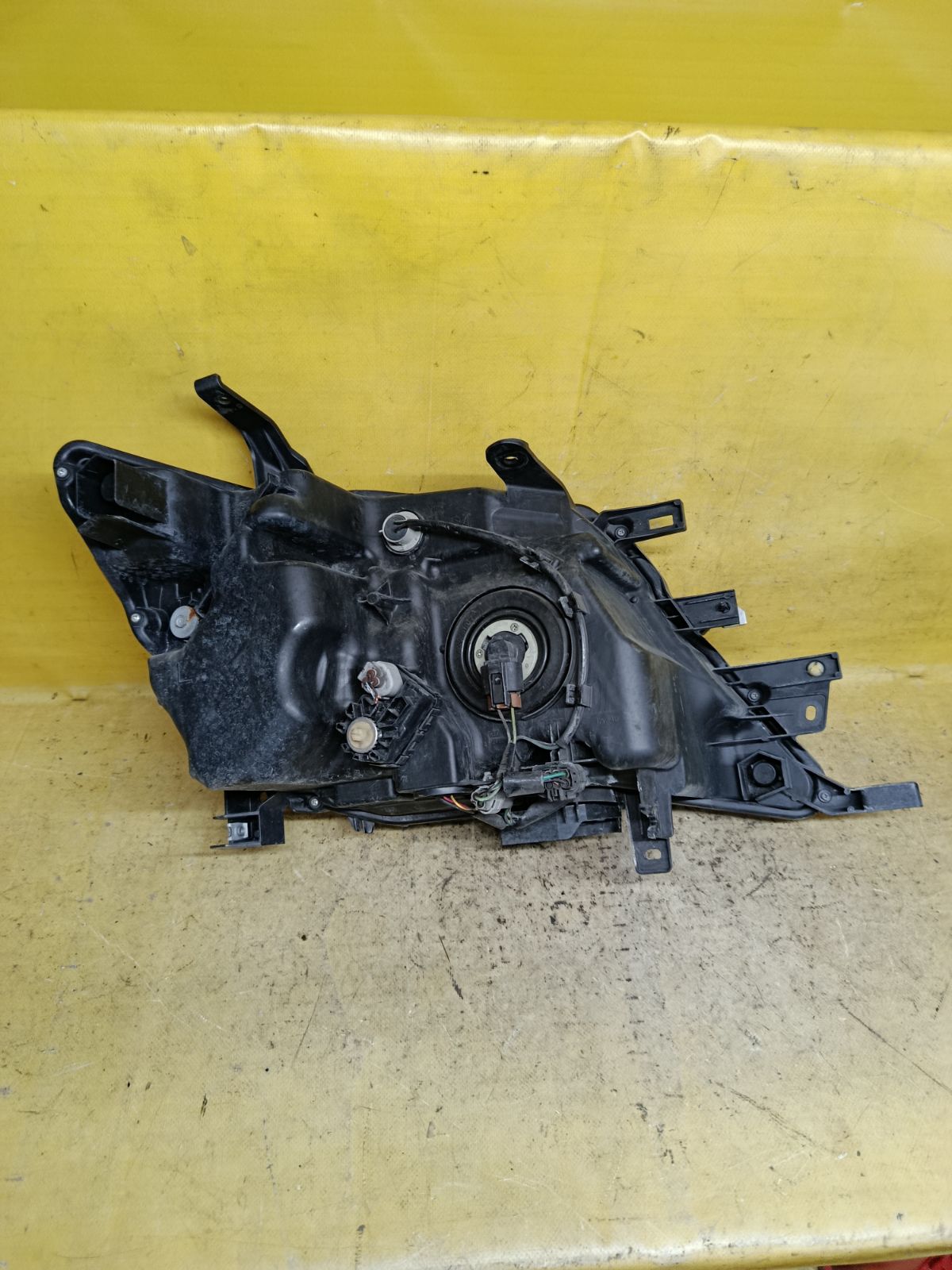 Фара 100-23683 100-23683 на Nissan Serena HFC26 Фото 2