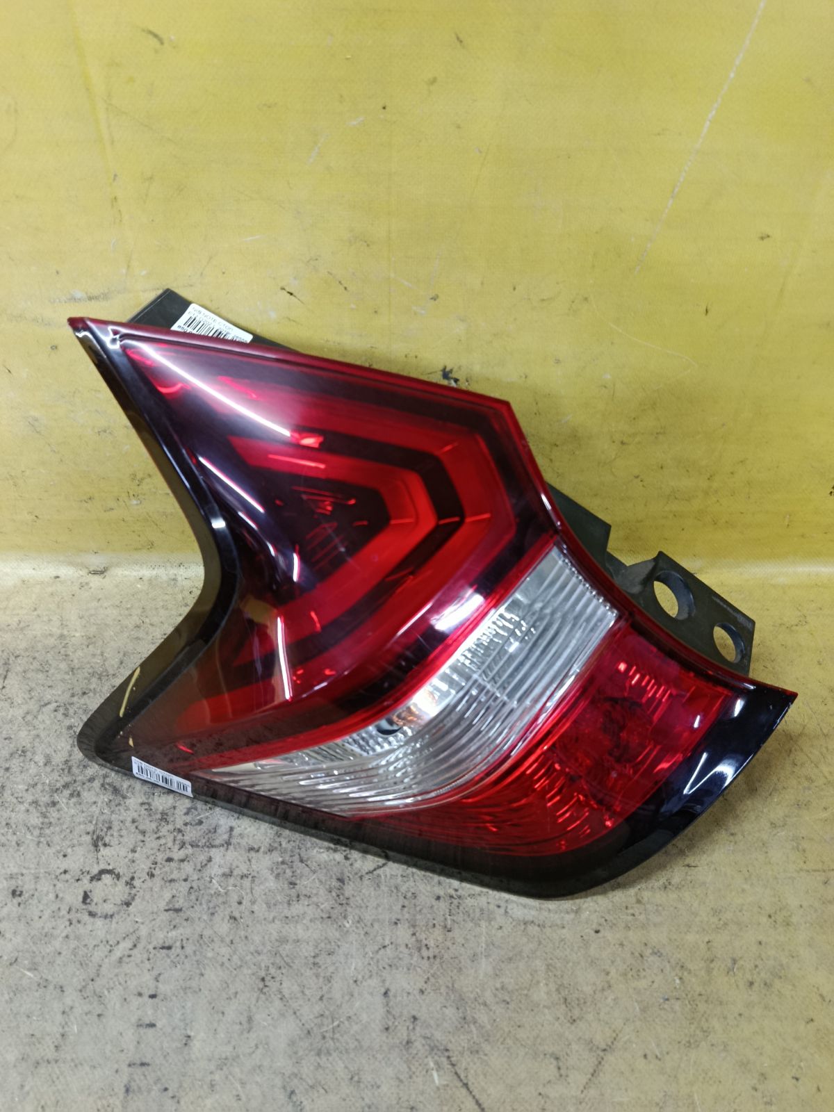 Стоп D202 D202 на Nissan Note E12 Фото 1