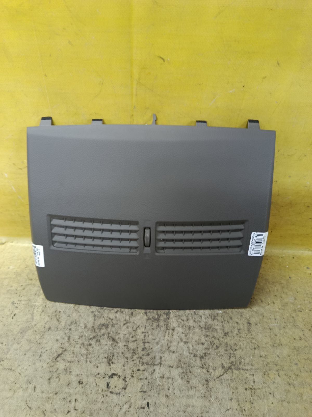 Воздуховод 68414-ED000 на Nissan Tiida C11 Фото 1