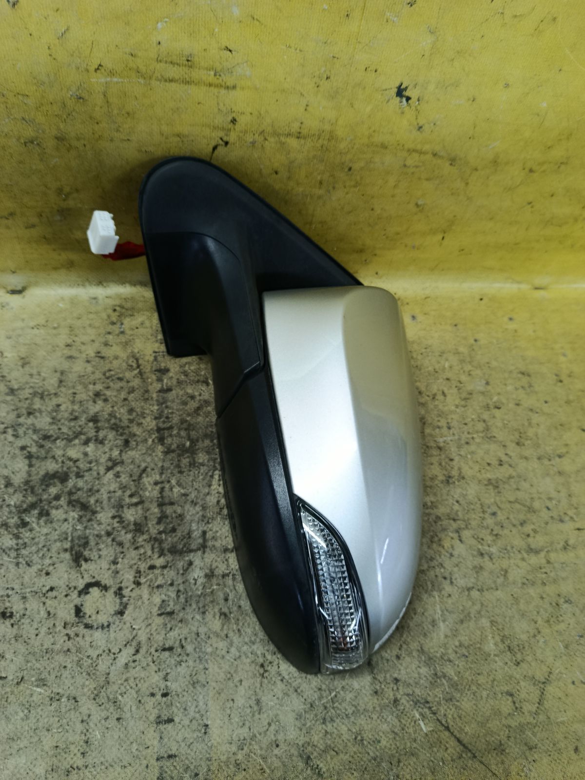 Зеркало двери боковой на Toyota Porte NCP141 Фото 2