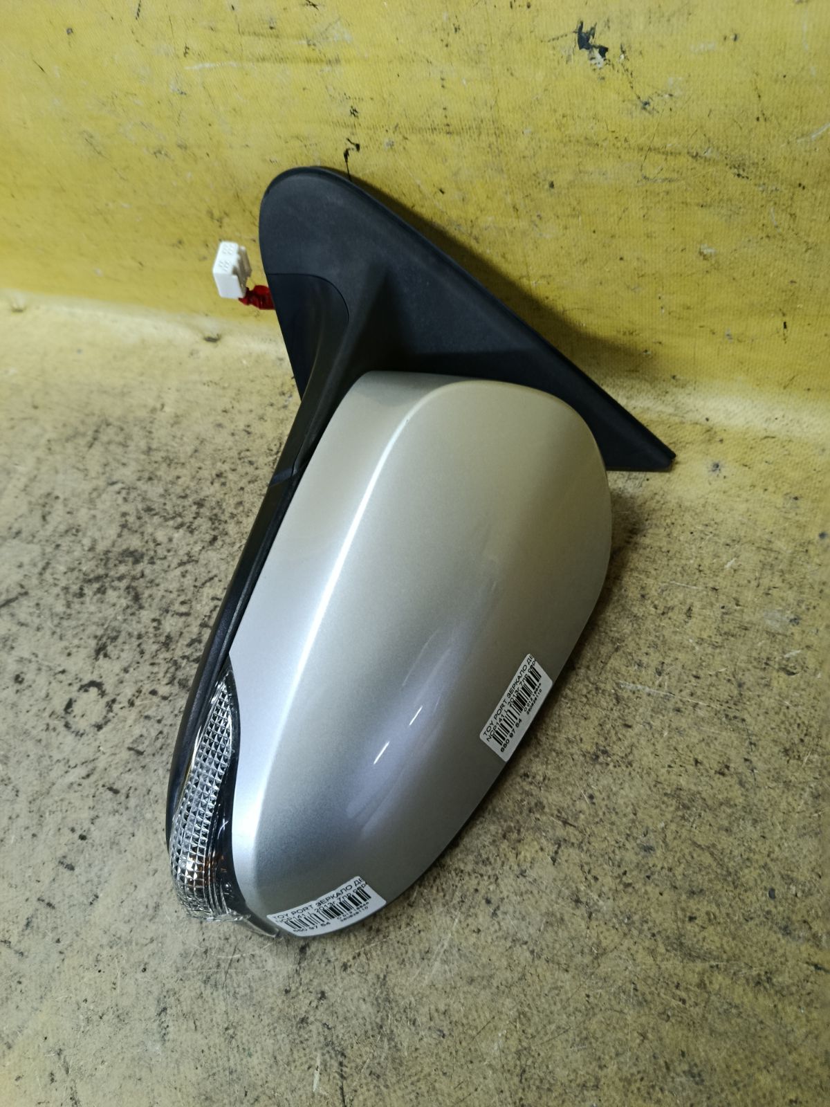 Зеркало двери боковой на Toyota Porte NCP141 Фото 3
