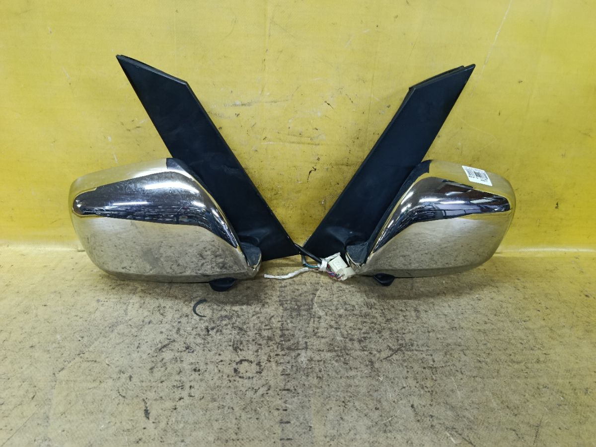 Зеркало двери боковой на Toyota Noah AZR60G Фото 1