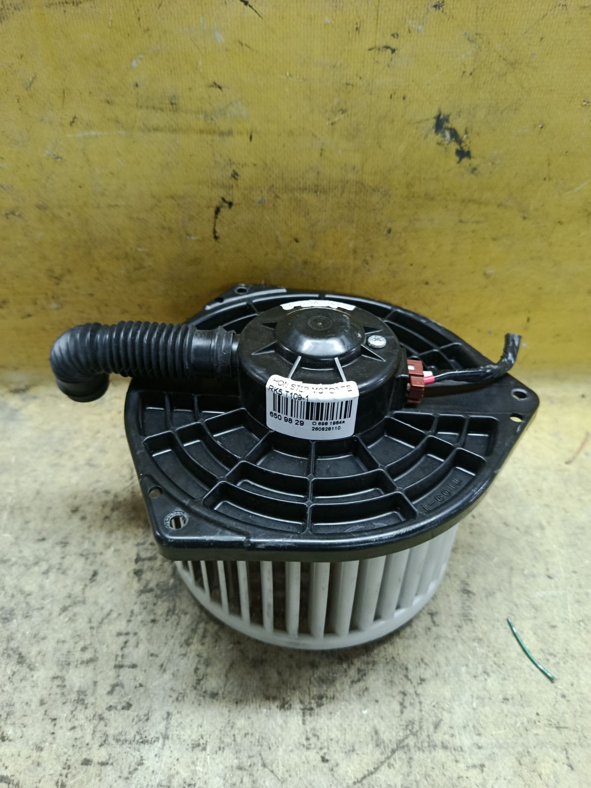 Мотор печки на Honda Stepwgn RK5 Фото 1