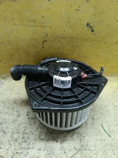 Мотор печки на Honda Stepwgn RK5