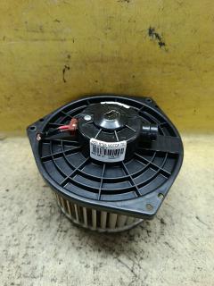 Мотор печки на Honda Stepwgn RK5