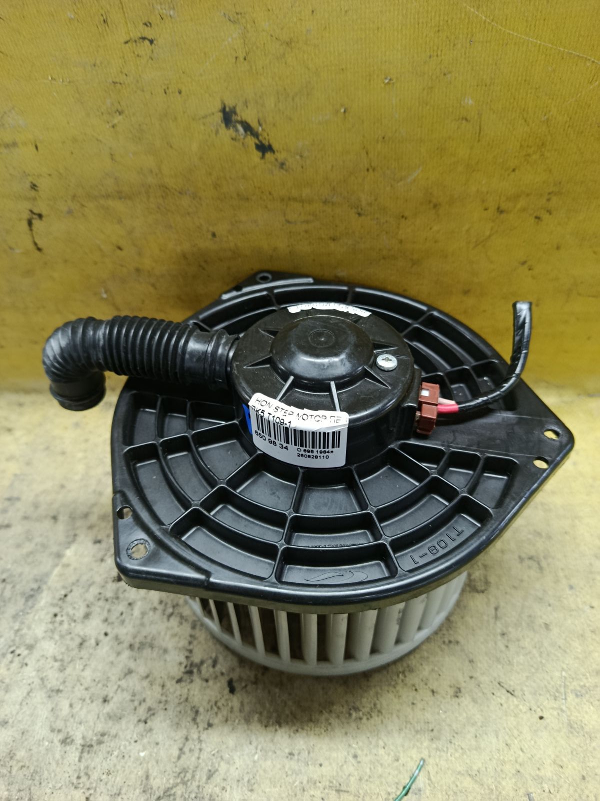 Мотор печки на Honda Stepwgn RK5 Фото 1