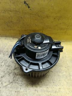 Мотор печки на Toyota Probox NCP51G